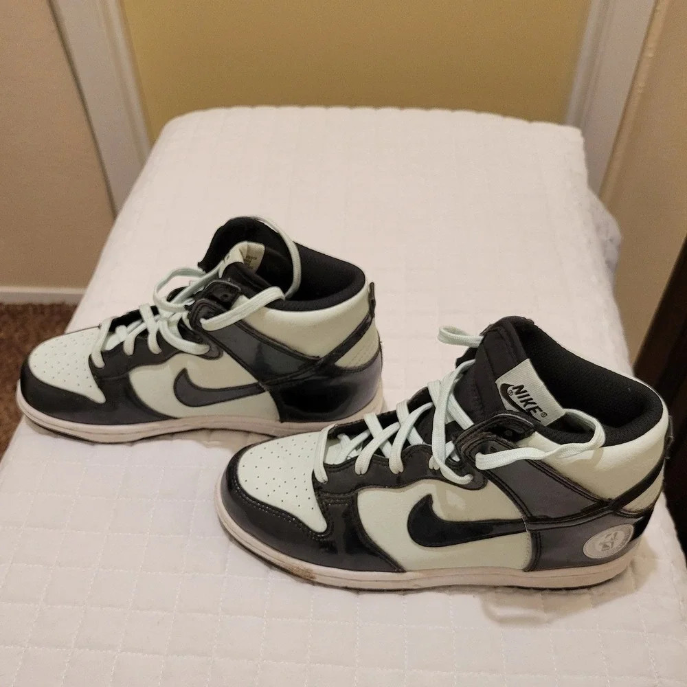 Nike Kids' 3Y Dunk High SE All Star 2021 Basketball Sneakers Barely‎ Green Black
